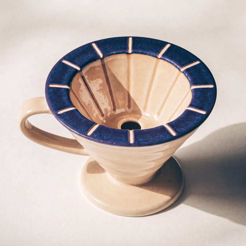 Concept sample: the dripper from the other side, with the side loop on the left